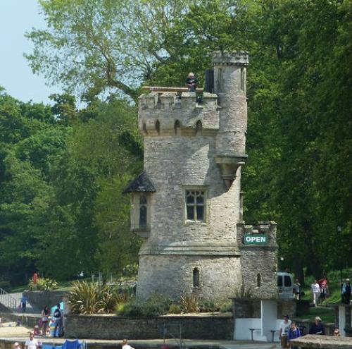 Appley Tower, Ryde (c) Rob Farrow