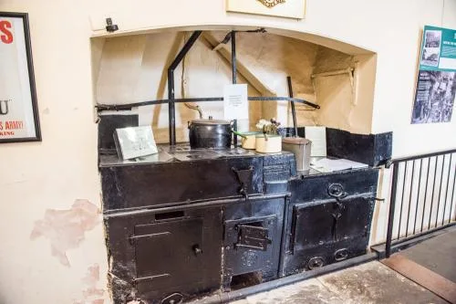 The Victorian kitchen range