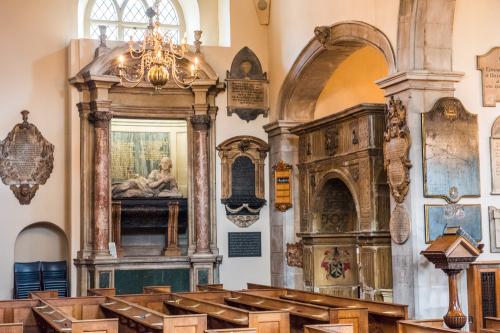 North nave tombs