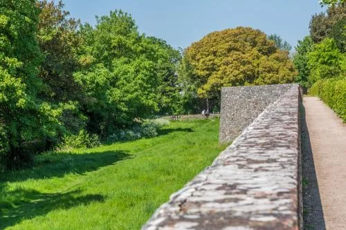 The city wall walk and Roman bastion