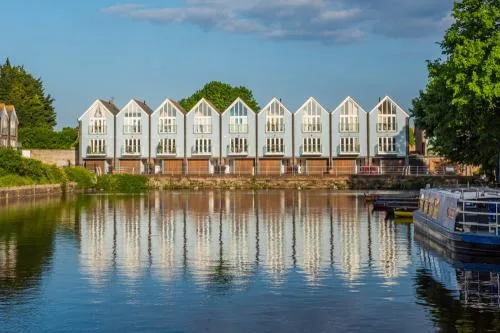 Chichester Canal Basin