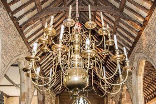 1726 brass chandelier