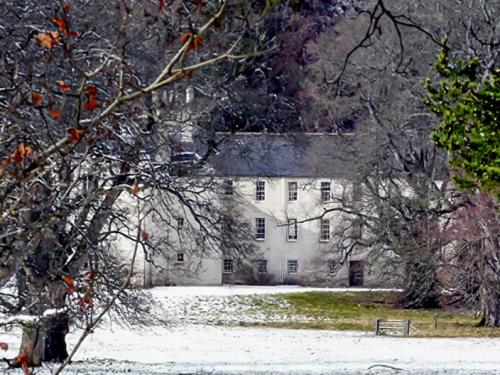 Doune of Rothiemurchus (c) sylvia duckworth
