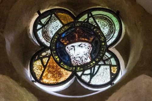 Medieval stained-glass head of Edward the Confessor