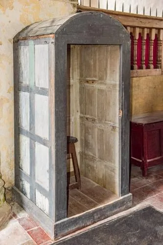 18th-century clergyman's hudd