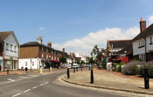 Lindfield village centre (c) nick macneill