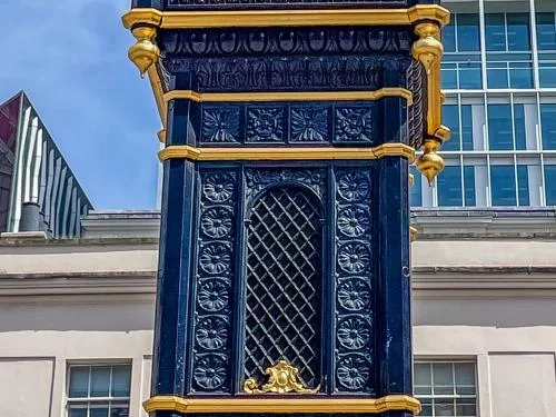 Detail of the restored cast-iron design