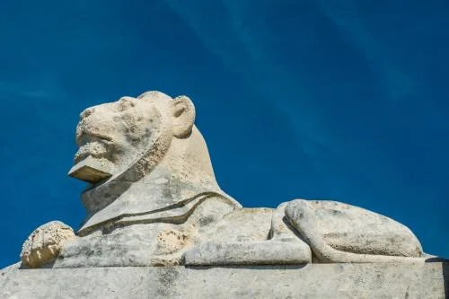 Stone lion sculpture by Henry Poole