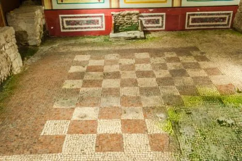 Mosaic floor in Room 5