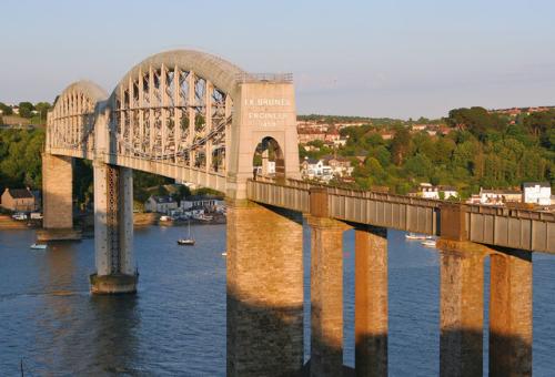 >Royal Albert Bridge, Saltash (c) Wayland Smith
