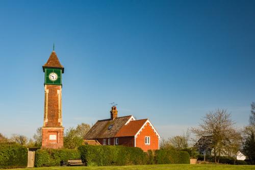 The Oakes Memorial Clock Tower