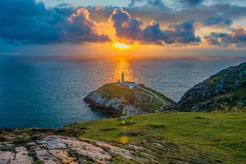 South Stack Lighthouse at sunset