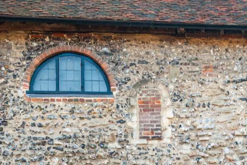 The Norman window (right)