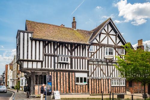 Tudor House from Blue Anchor Lane