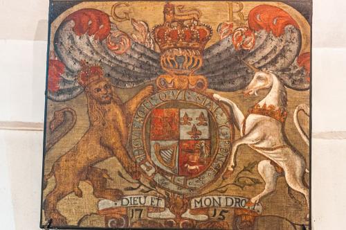 Royal coat of arms, 1715