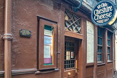 Ye Olde Cheshire Cheese pub