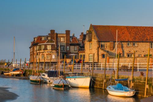 The harbour and Blakeney Hotel