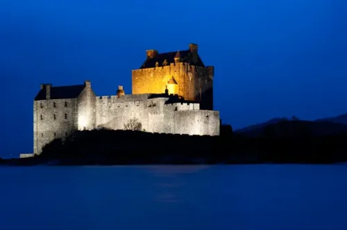 The castle at night