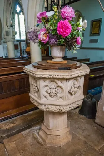 The octagonal Victorian font