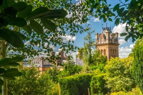 A glimpse of the house from the Victorian Shrubbery