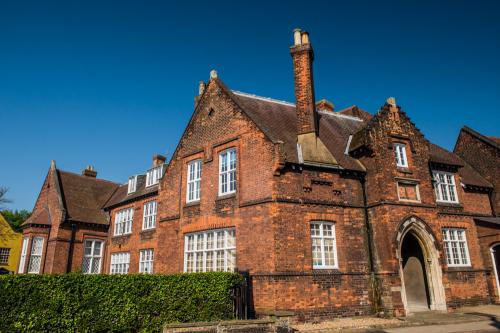 The original Gresham's School