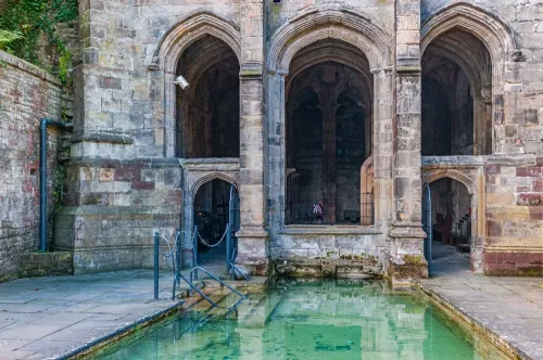 The pool and well entrance