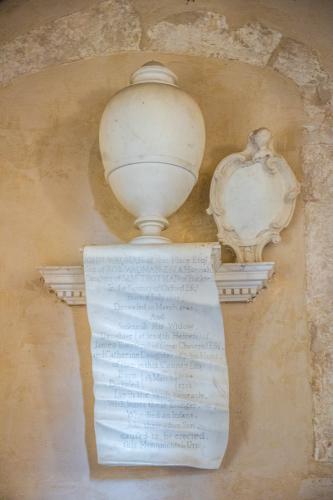 Memorial to John Wadman, lord of the manor (d. 1745)