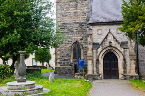 Llangollen parish church
