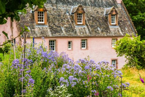 Old Mertoun House