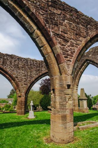 Another look at the 15th century arcades