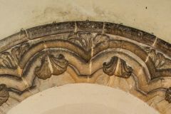 Central arch detail, south doorway