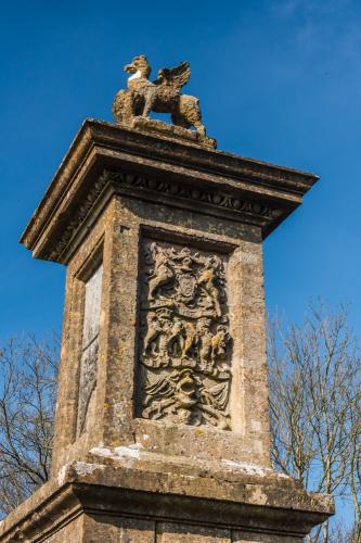 The monument top