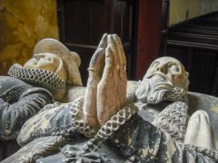 Another view of the Walton effigy