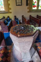 The plain medieval font