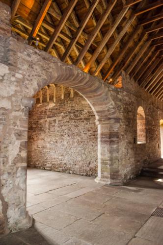 The transept arch