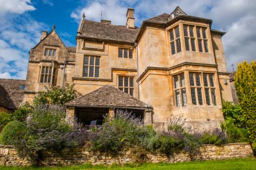 The rear facade of Whittington Court