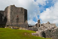 Castles of Wales Photo Gallery, Carreg Cennen Castle