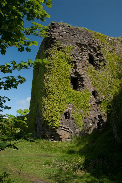 UK historic attraction photo, Dunollie Castle