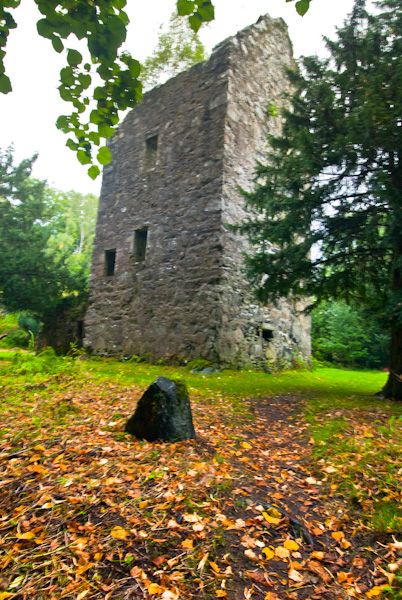 UK historic attraction photo, Finlarig Castle