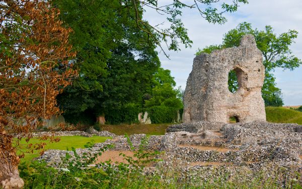 Ludgershall Castle photo, Ludgershall Castle