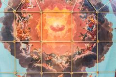 The extraordinary theatre ceiling