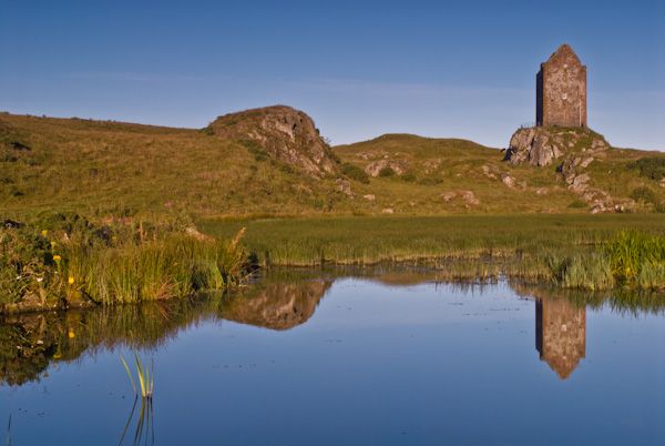 Smailholm Tower photo, Smailholm Tower