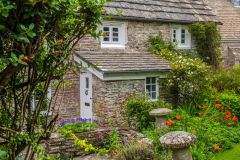 A pretty cottage in Worth Matravers